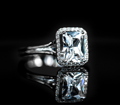 Large diamond ring